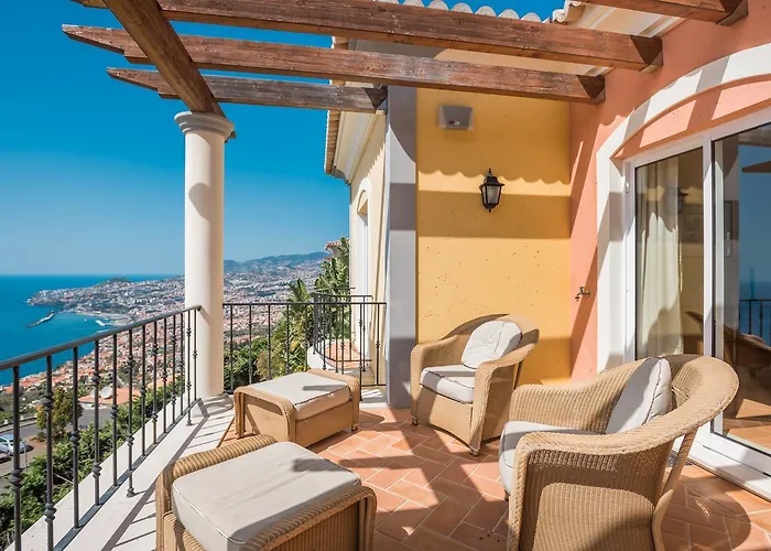 Apartment Luxury One Bedroom Palheiro Village By Madeira