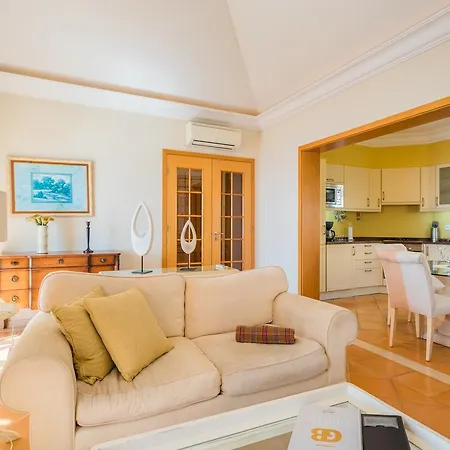 شقة Luxury One Bedroom Palheiro Village By Madeira *